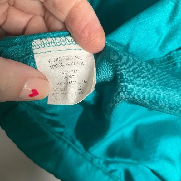 Vintage Columbia Windbreaker jacket. Mens size large - Picture 6 of 15